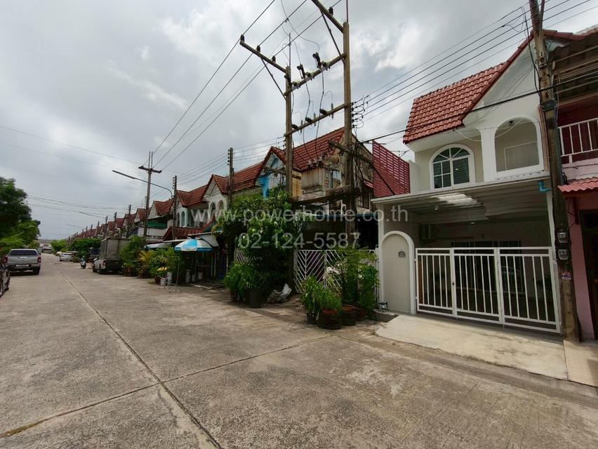 หมู่บ้านเสนา วิลล่า 91 ซอยรังสิต-นครนายก 21 ต.ประชาธิปัตย์ อ.ธัญบุรี จ.ปทุมธานี