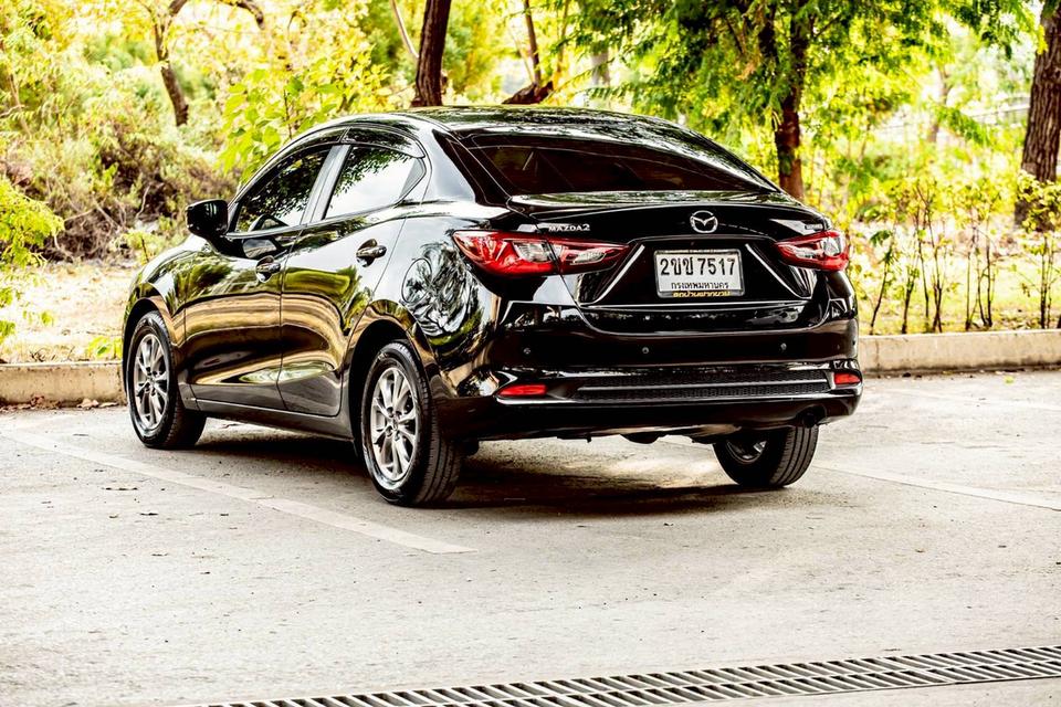 Mazda2 1.3 C Sedan ปี 2021 สีดำ มือเดียวป้ายแดง 9