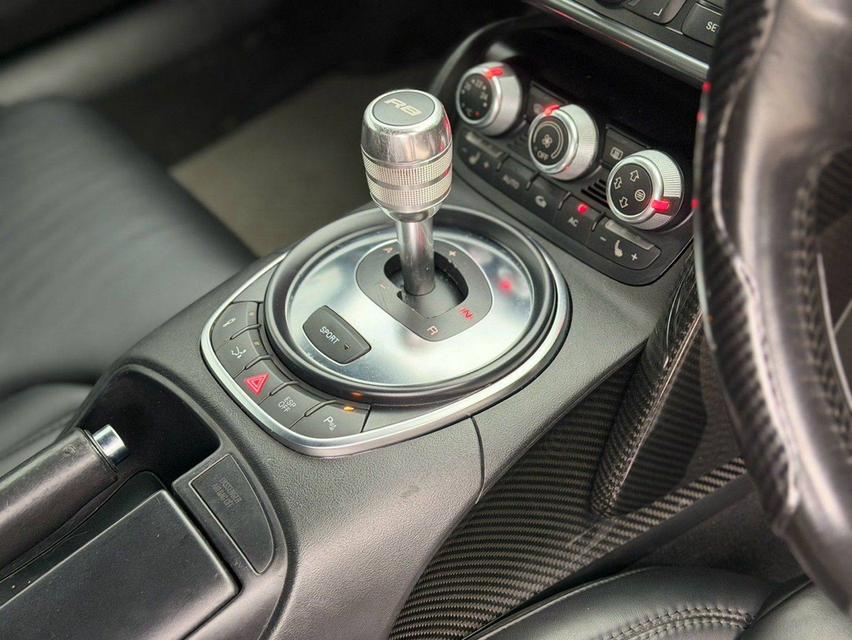 Audi R8 Coupe V8 FSI Quattro รูปที่ 11