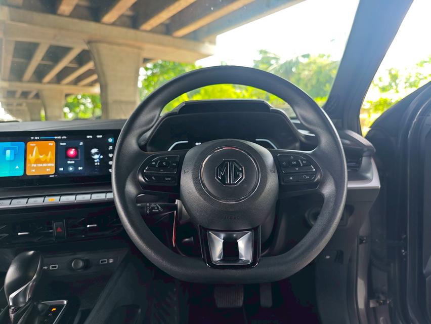 2023 MG 5 1.5 D+ Sunroof AT  รถสวย มือเดียว ป้ายแดง รุ่นท๊อป รูปที่ 11