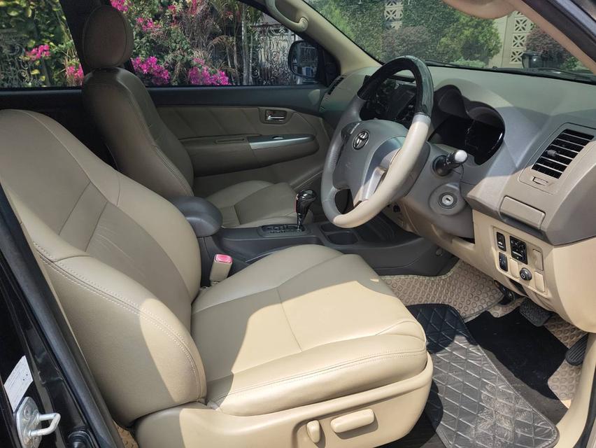ขาย ปี 13 Toyota Fortuner 2.5 G ดีเซล รูปที่ 7