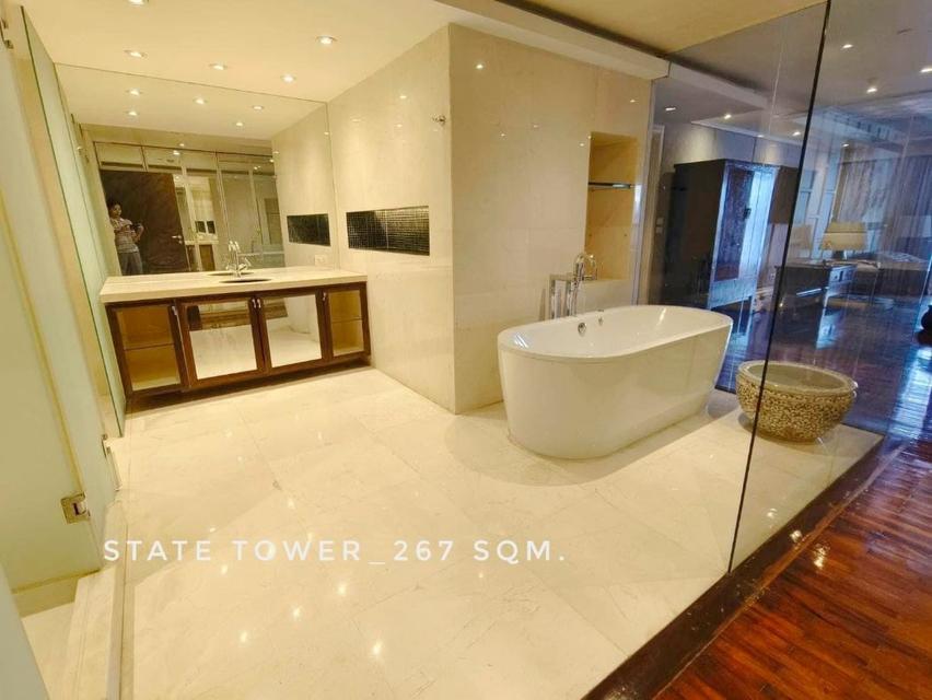 ให้เช่า คอนโด Exclusive Luxury Residence with Chao-Phaya River View State Tower สีลม (สเตท ทาวเวอร์ สีลม) 267 ตรม. with  4