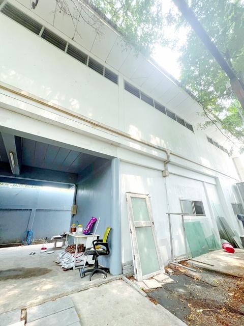 เช่า-ขายที่ดินพร้อม ตลาดเอกมัย 1กม.1,725ตร.มซ.สุขุมวิท 47-51 อาคาร 2 ชั้น 1ไร่ 35 ตร.วา.ทองหล่อ 21-25MRT รฟม.1.6 กม.วิวส 3