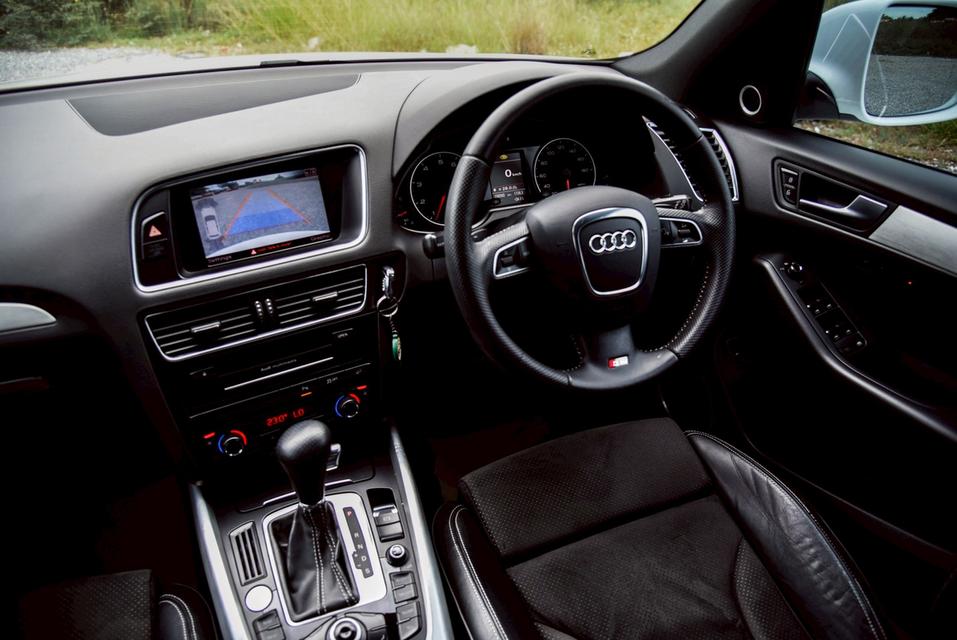 รหัสรถ CBL9984 Audi Q5 2.0 Quattro TFSI S Line AT 2012 12