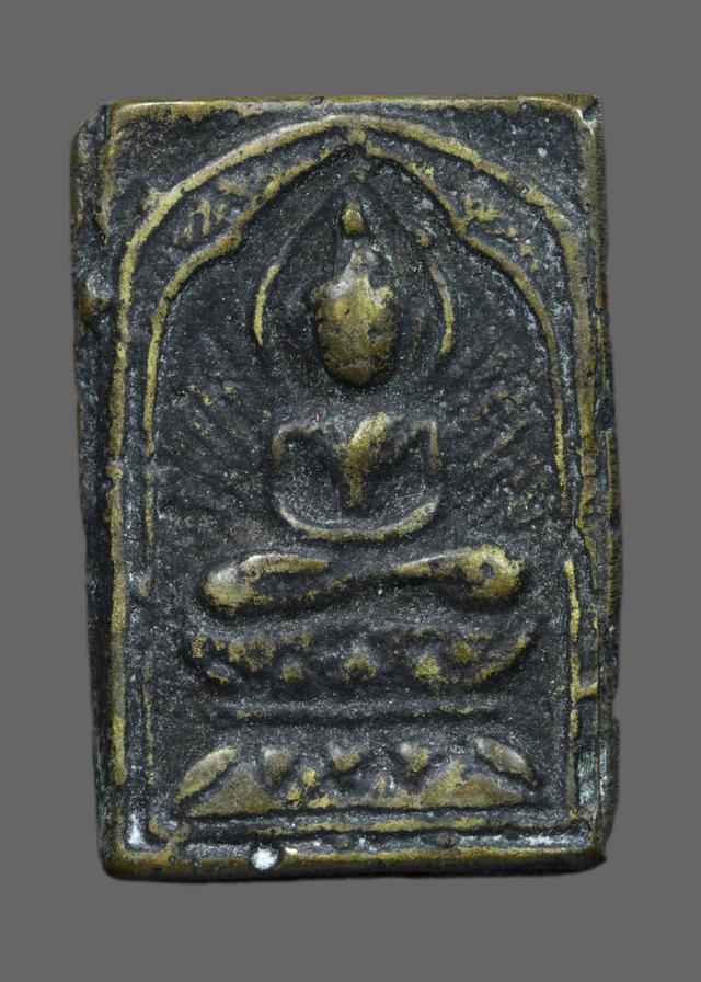 หลวงปู่ศุขเนื้อเก่ามาก