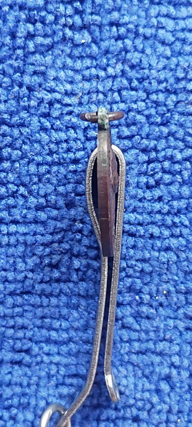 เหรียญหลวงพ่อดำ พิมพ์เม็ดแตงปี2520 รูปที่ 6