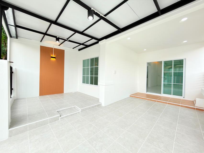 #หมู่บ้านเจษฎา9 ซ.3 (ถนนเมน) บ้านเลขที่ 61/39 5