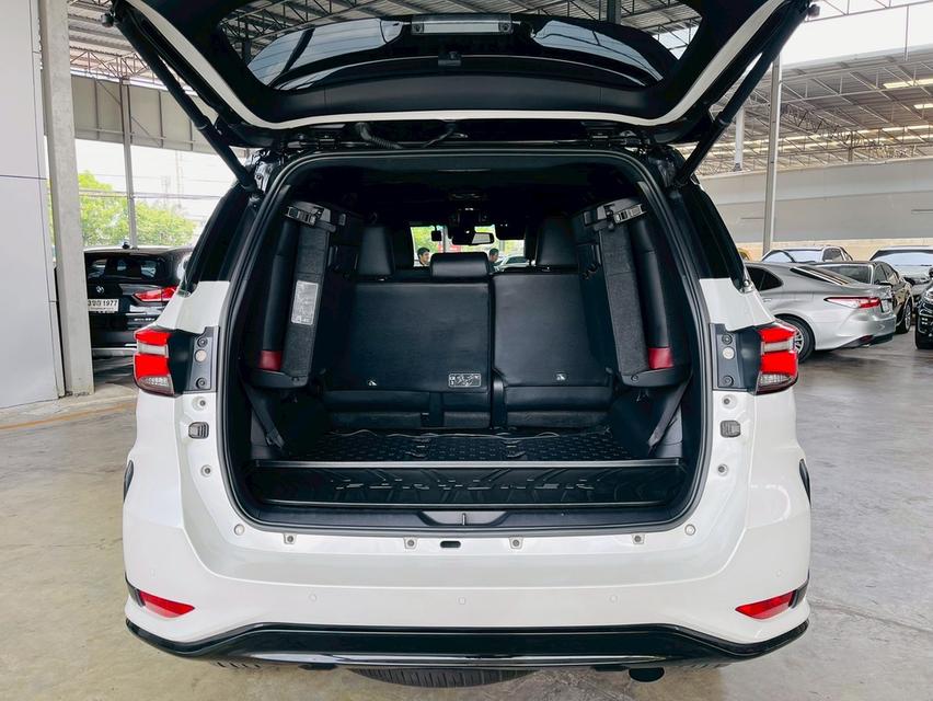 Toyota Fortuner 2.4 Legender 4WD ปี 23แท้ รูปที่ 18