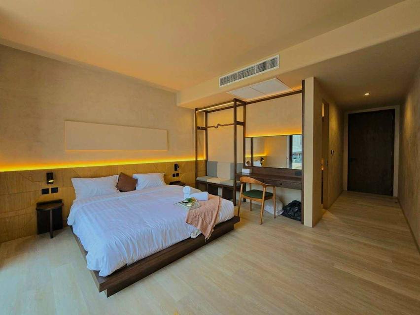 Newly built luxury pool villa for sale in the heart of Pattaya. 19