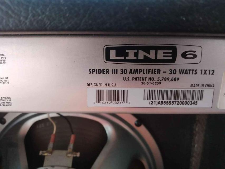 ตู้แอมป์กีตาร์  Line 6 spider lll 30. ดอก 12×1 สภาพดี  มีเอฟเฟคในตัวพร้อมออกรบใช้งานปกติ 6