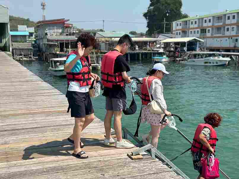โปรแกรม SM115 ทัวร์ดำน้ำแสมสาร One day trip ราคา 1,800 บาท รวมทุกอย่าง จาก กทม.