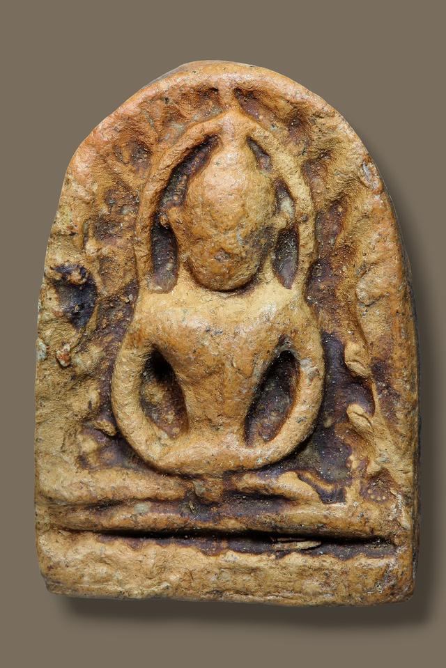 พระซุ้มกอพิมพ์ใหญ่ เปิอจ้า