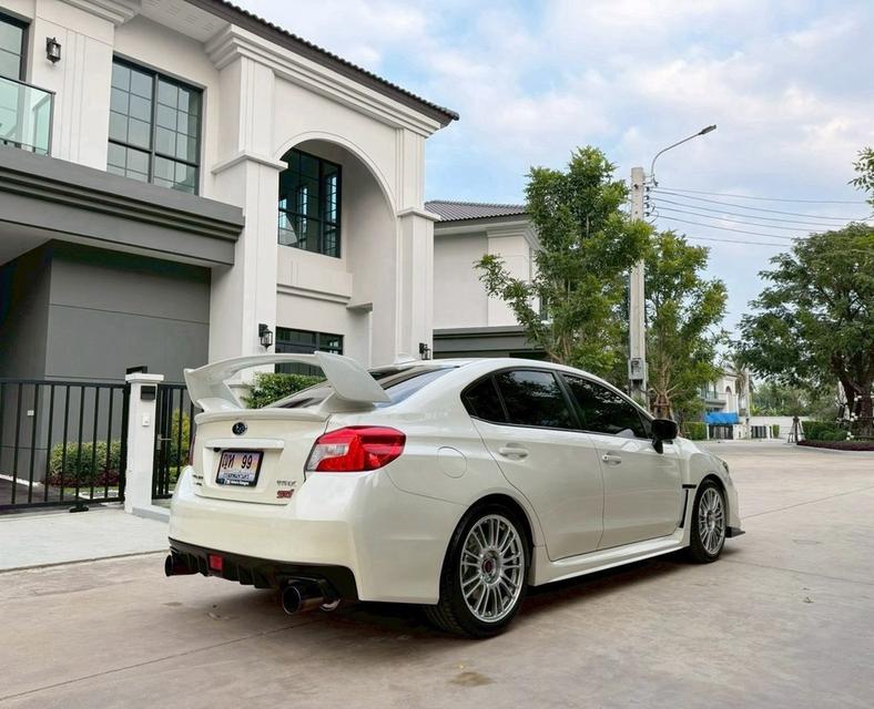 SUBARU WRX ชุดแต่ง STI 2.0L 8 AT AWD Turbo ปี18 สีขาว ไมล์เพียง 6x,xxx เท่านั้น รูปย่อยที่ 4