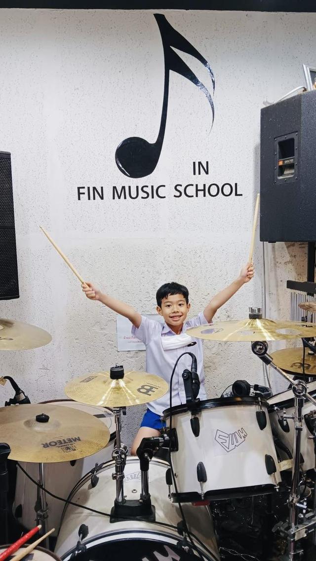 รับสอนกลองทุกประเภท ที่ Fin Music School 6