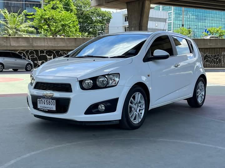 Chevrolet Sonic ปี 2013 สีขาว