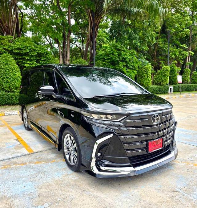 TOYOTA ALPHARD Z 2WD สีดำ ปี 2025 ไมล์ 10,000 กม.