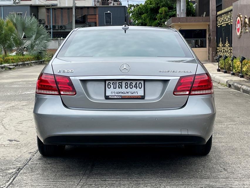 รหัสรถ DWC8640 MERCEDES BENZ E300 2.2 BLUETEC HYBRID EXECUTIVE ปี 2015 สภาพนางฟ้า 5