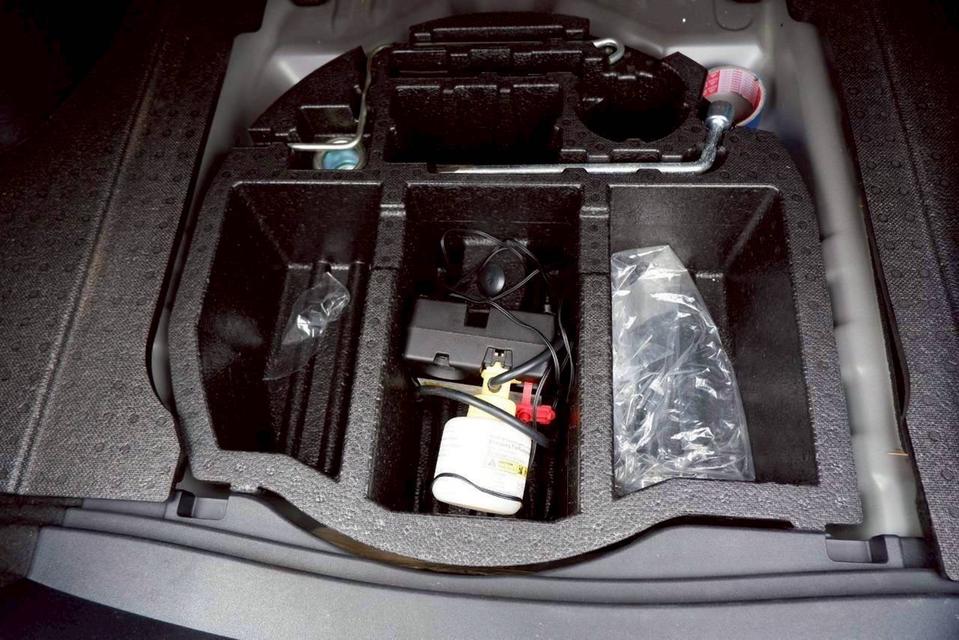 รหัสรถ QT1211 Toyota Yaris ativ 1.2 E สีดำ ปี 2018 20