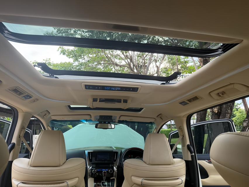 ปี2017 Toyota Alphard 2.5 Hybrid รองTop สภาพสวย รูปที่ 4