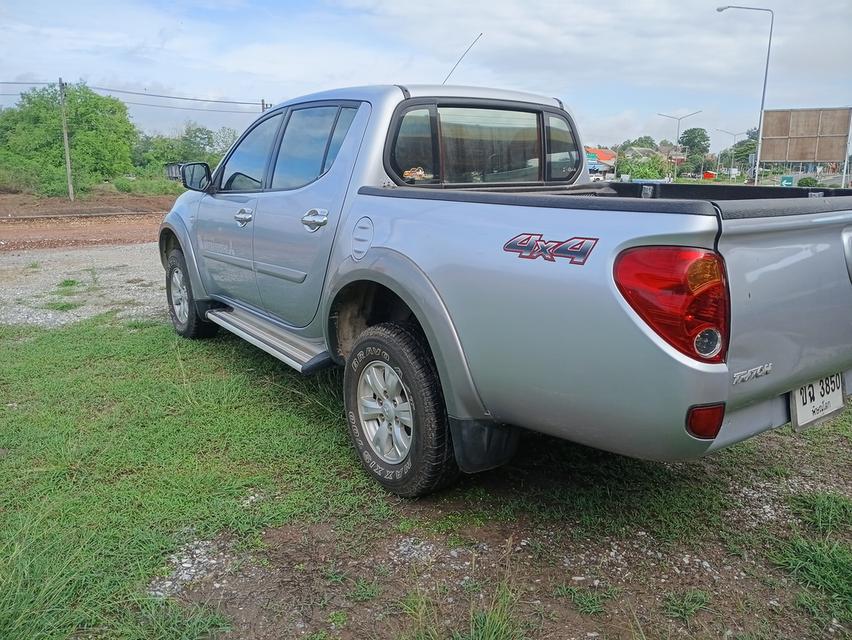 Mitsubishi รถบ้านเกียร์ออโต้ รูปย่อยที่ 2