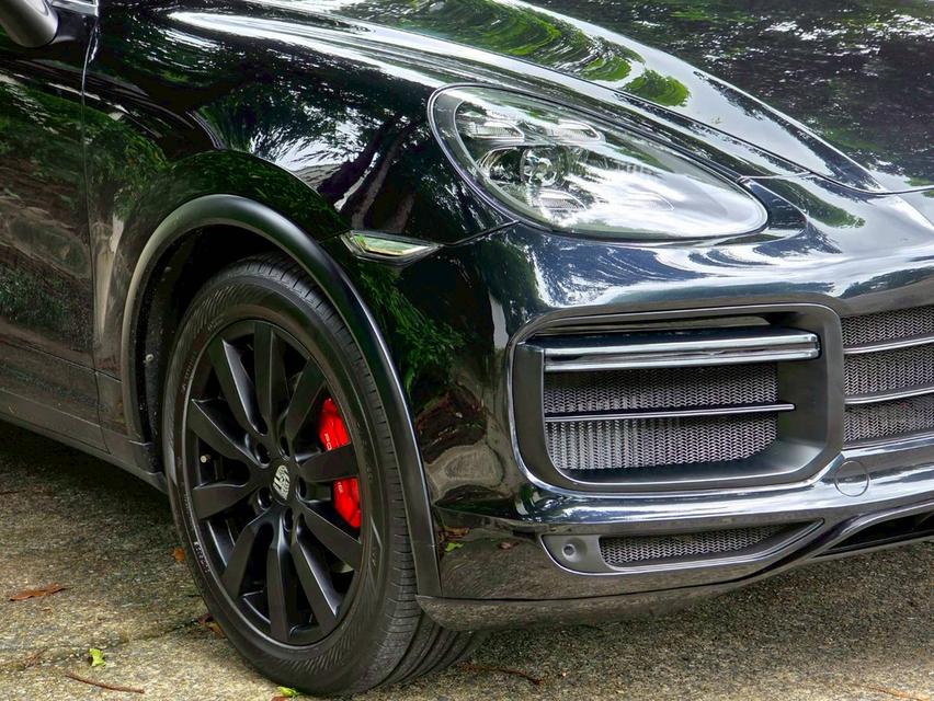 Porsche Cayenne Diesel 2012 สีดำ อัพเกรดโฉมใหม่ 3 แสน ไม่ถุงลมใช้งานสบายใจ รูปย่อยที่ 4