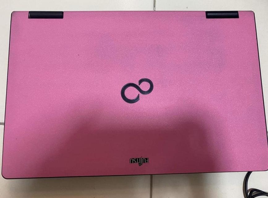 ส่งต่อ Notebook Fujitsu สีชมพูสวย