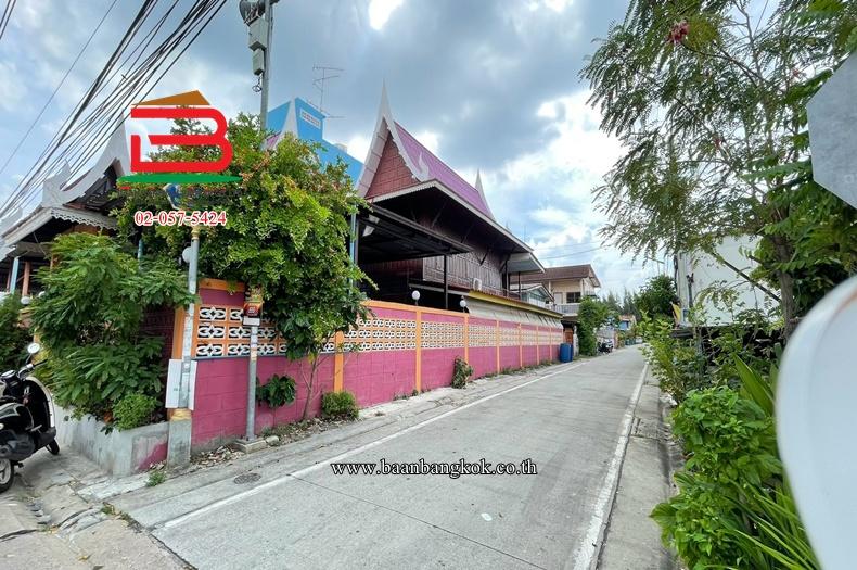 บ้านเดี่ยว สุขสวัสดิ์นิเวศน์ 2 ซอย 8 เนื้อที่ 40 ตรว. ตำบลในคลองบางปลากด อำเภอพระสมุทรเจดีย์ จังหวัดสมุทรปราการ 3