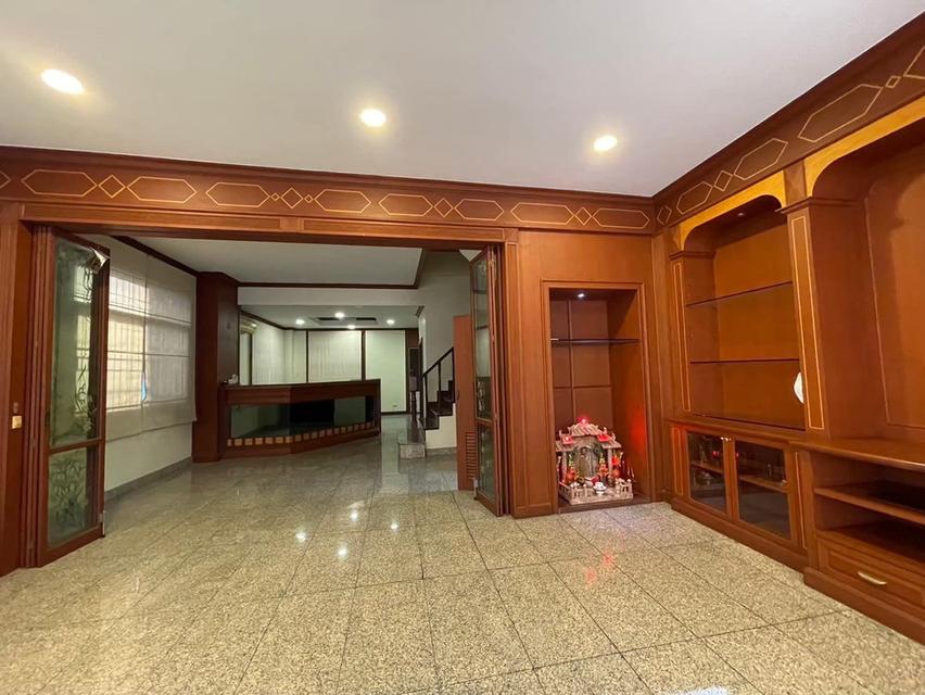 ให้เช่า Townhome 3 ชั้น  ซอย นนทรี5 ปรับปรุงบ้านทุกครั้งหลังผู้เช่าคนเก่าออกไป 7