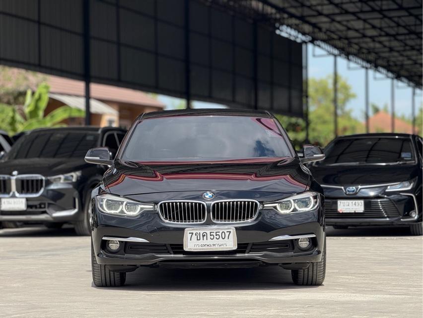 รหัสรถ WRT5507 2016 BMW SERIES 3, 320d LUXURY รูปย่อยที่ 3