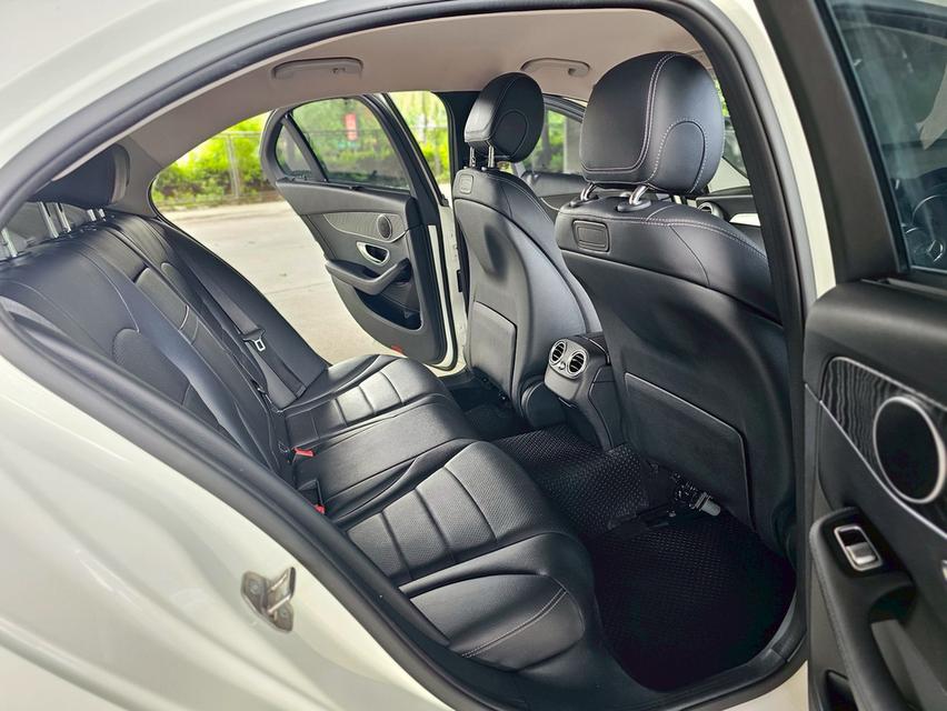 ฺBenz C350e W205 Year 2017 14