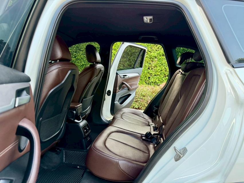 รหัสรถ AVA1176 ⭐️ BMW X1 sDrive20d Msport Top 2021 ดีเซล รูปที่ 8