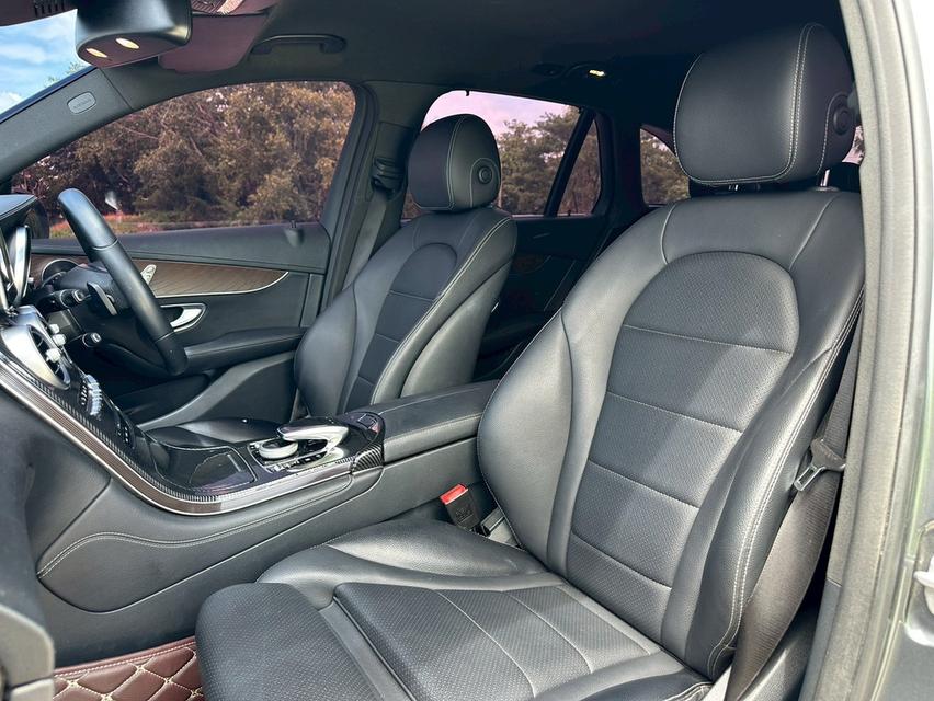 Benz Glc250d 4Matic ปี17 14