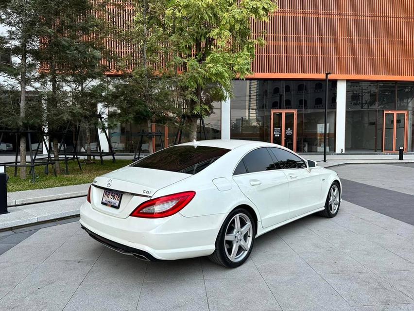 Mercedes-Benz CLS250 amg CDI สีขาว ปี 2012 เลขไมล์ 90,000 km. 4