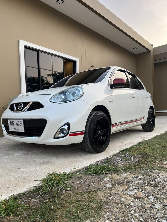 Nissan march Cvt ปี 2013 หูแดง รุ่นพิเศษ