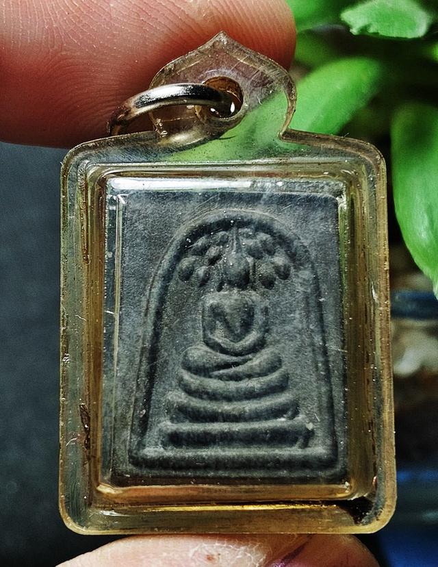 พระเก่าเลี่ยมกรอบเก่า