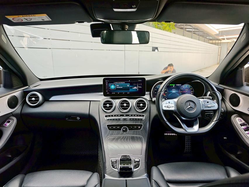 Mercedes-Benz C300e Plug-in Hybrid 2020 รูปที่ 15