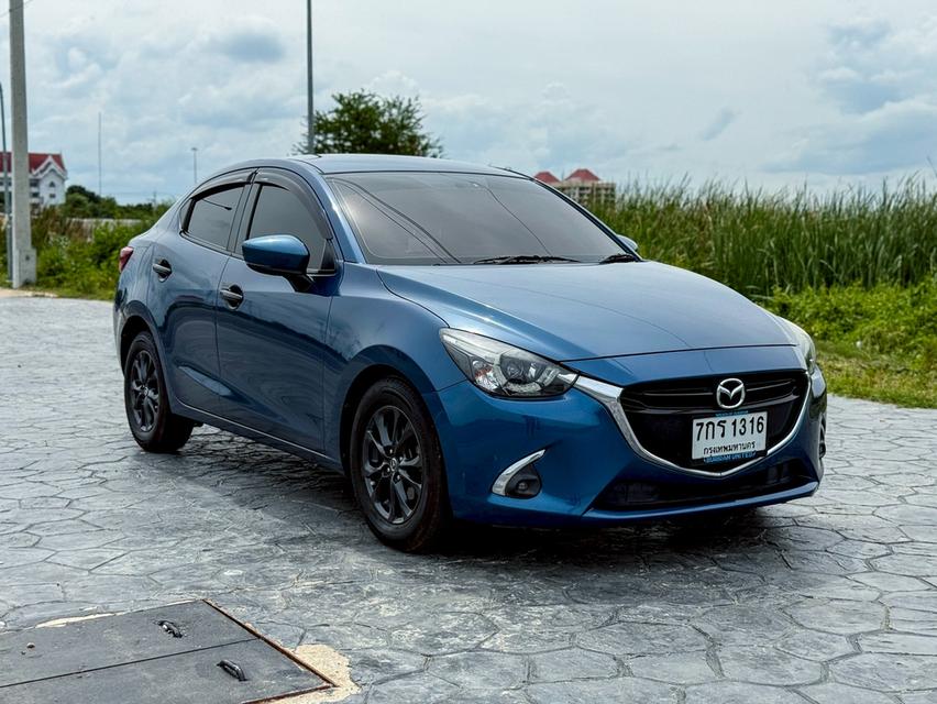 Mazda2 1.3 High Connect ปี 2018 สีฟ้า มือเดียวป้ายแดง 3