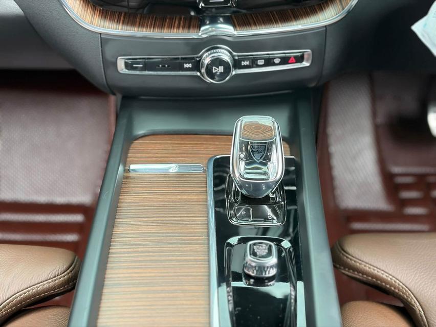 Volvo XC60 2.0Recharge T8 AWD ปี21 รูปที่ 9