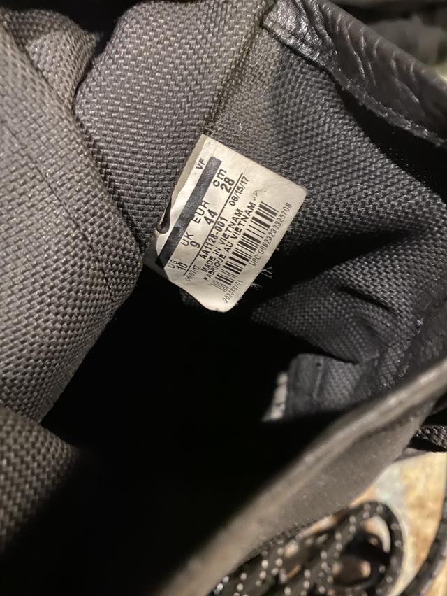NIKE AIR  LTD  3