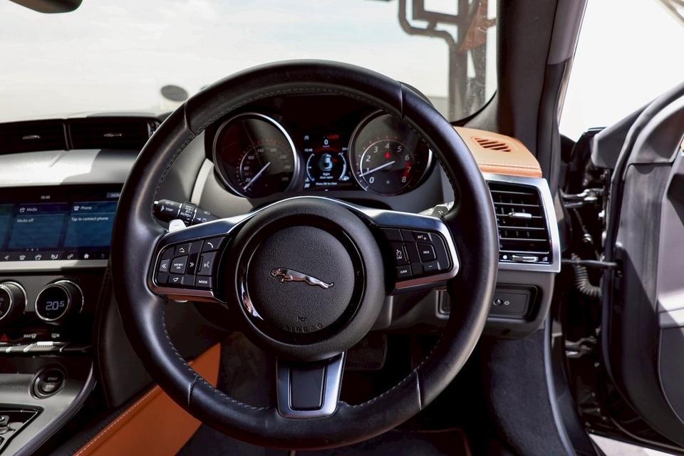 รหัสรถ MAA3717 Jaguar F-Type 2.0 Turbo Coupe’ (Minorchange) รถศูนย์  Jaguar ปี 2019 11