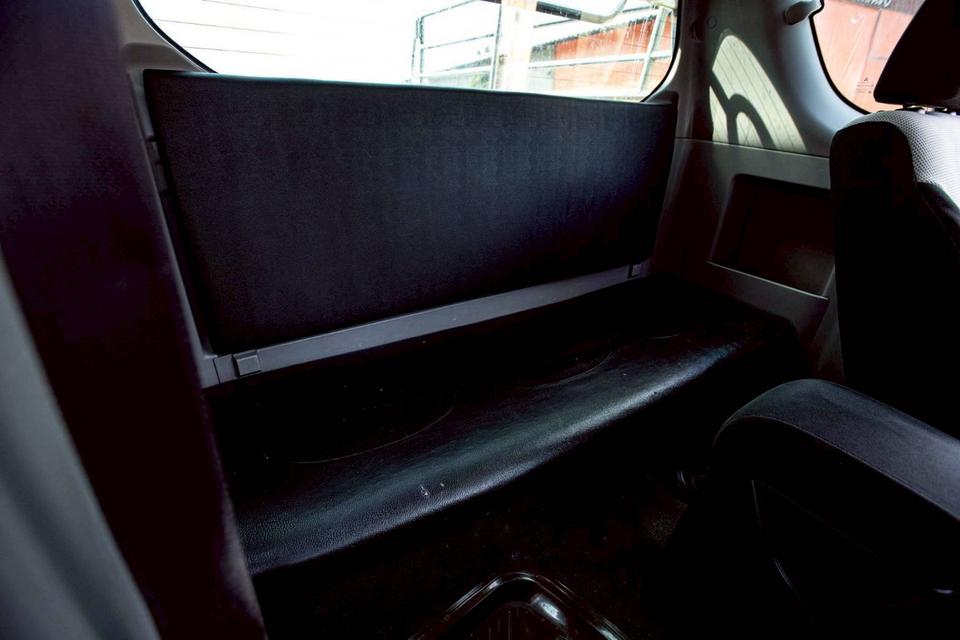 Mitsubishi Triton Cab 2.4 เบนซิล สีเทา CNG ปี 2011 มือเดียวป้ายแดง 14