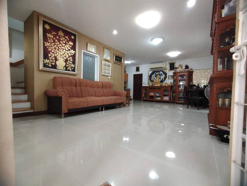 ขายทาวน์โฮม หลังมุม พื้นที่กว้าง สภาพดีพร้อมอยู่***@Home รามอินทรา-คู้บอน 13*** 9