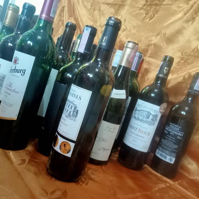 ขวดไวน์เก่า ใช้ตกแต่งร้าน+บ้าน  4