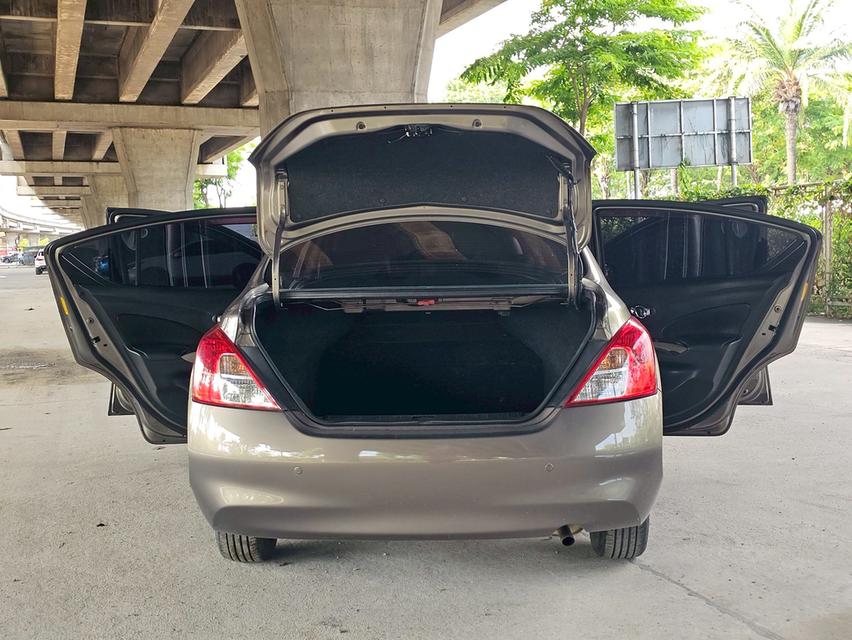 Nissan Almera 1.2VL 9