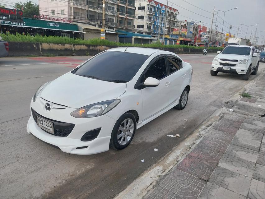 Mazda 2 Elegance ปี 2011