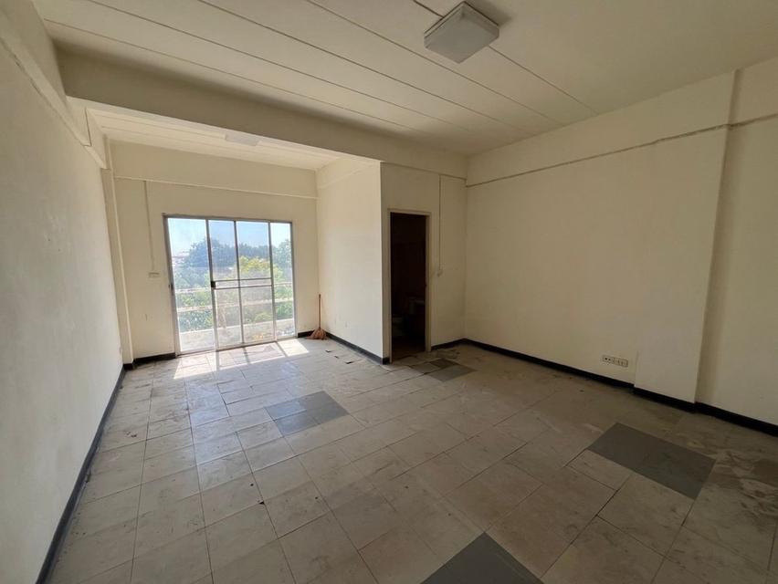 PARK CITY BANGNA 243/135  8