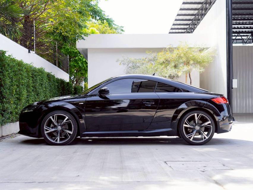 Audi TT Coupe 45 TFSI S Line 2018 6