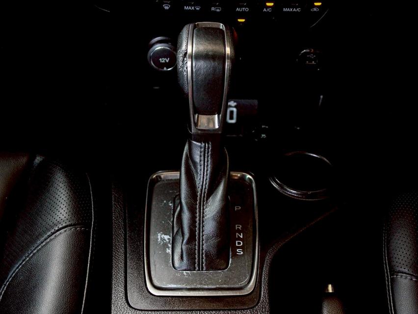FORD EVEREST 2.0 TURBO TITANIUM PLUS 2WD ปี 2019 โฉม ปี15-22 เกียร์ AUTO ดีเซล สีขาว รถบ้านพร้อมใช้งาน ไมล์เพียง 131,348 km. 16