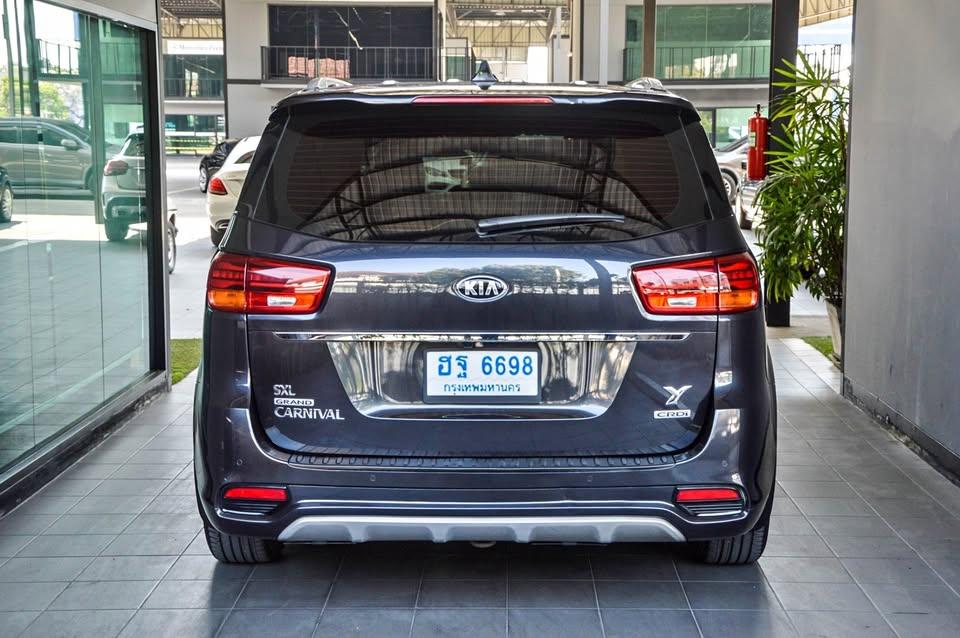 Kia Carnival 2.2 SXL ปี 2019  2