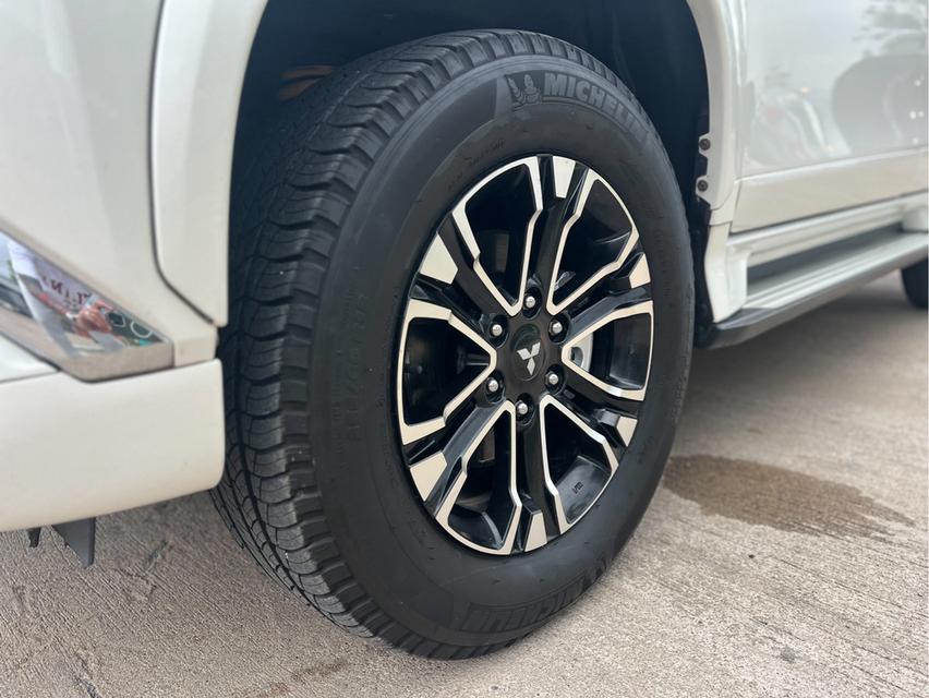 ขาย Mitsubishi Pajero 2.4GT 4wd ปี16 16